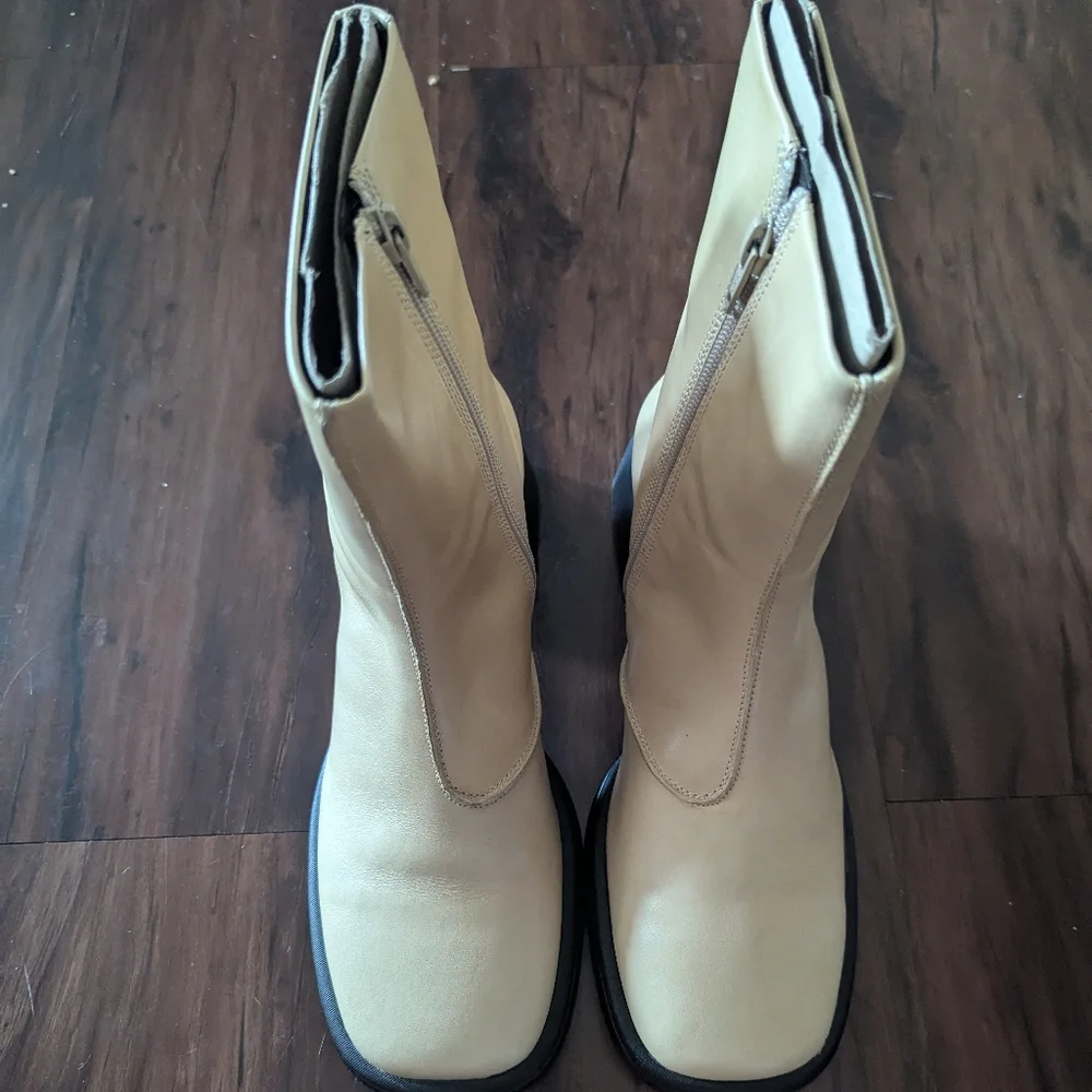 NWT Vagabond Ansie Boots in Almond Leather